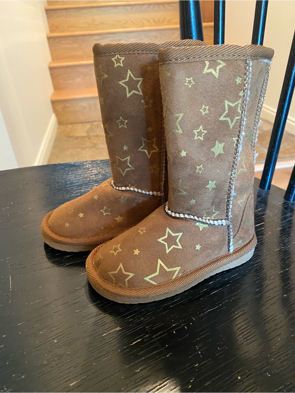 Airwalk Boots with Gold Star Print